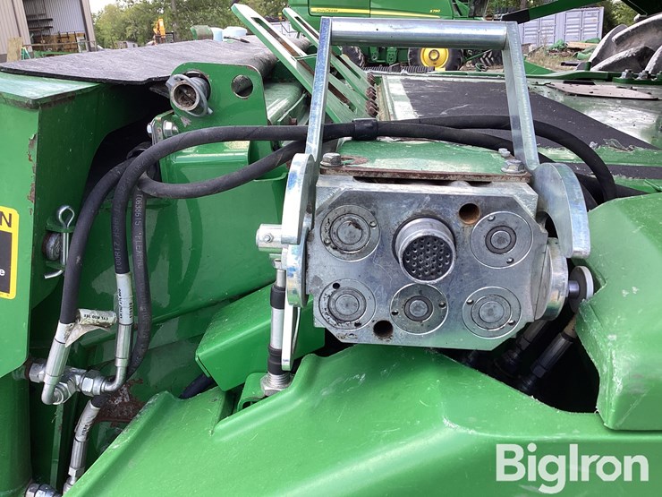 2019-john-deere-s780-image-16