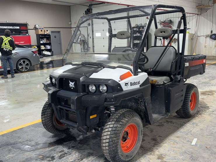 2011-bobcat-3200-image-1