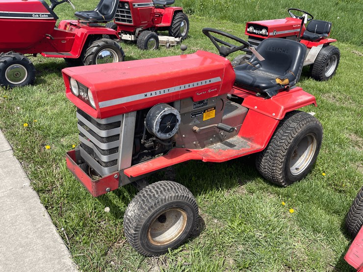 1975-massey-ferguson-16-image-1