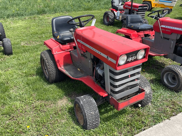 1975-massey-ferguson-16-image-7