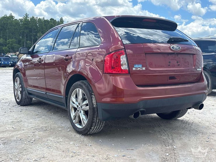 2014-ford-edge-image-4