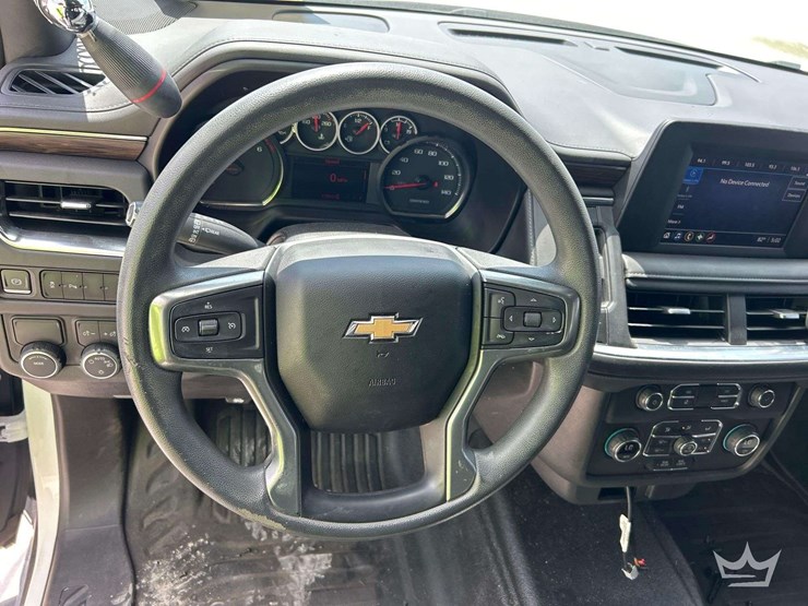 2023-chevrolet-tahoe-image-11