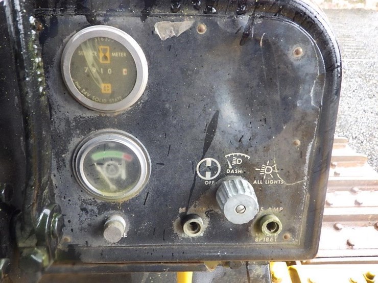 1977-caterpillar-d6d-image-41