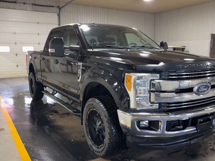 2017-ford-f250-image-7