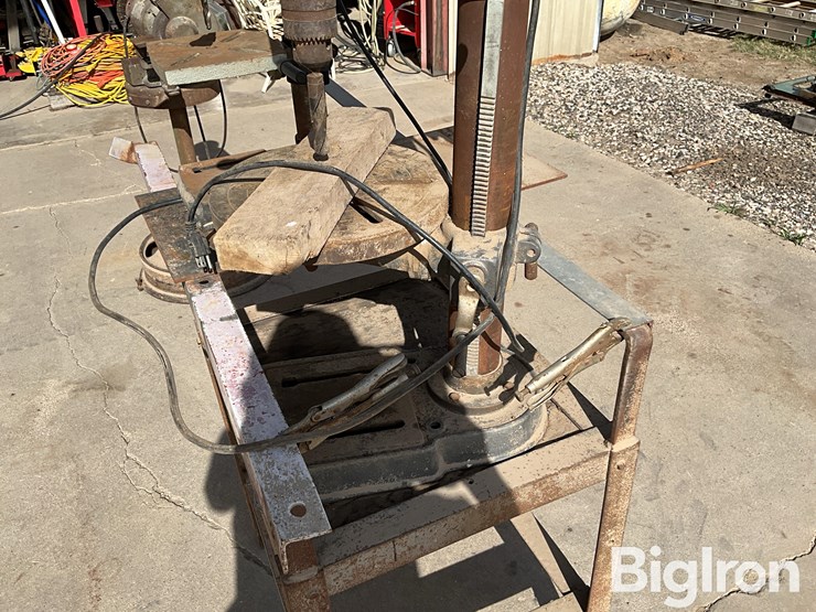 drill-presses-&-bench-grinder-image-10