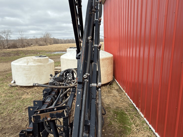 demco-sprayer-boom-image-5
