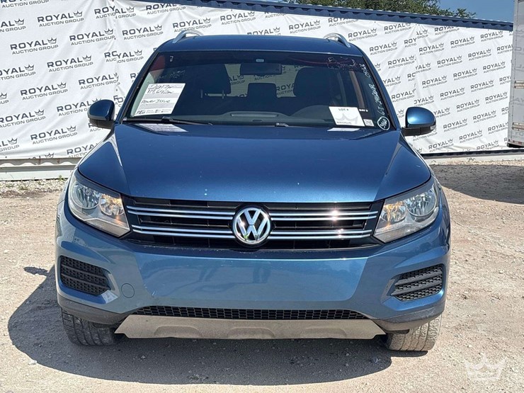 2017-volksagen-tiguan-suv-image-26