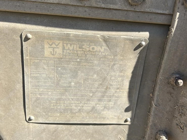 2001-wilson-53-ft-image-59
