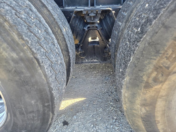 #24354-•-2002-mack-cv513-granite-dumptruck-image-107
