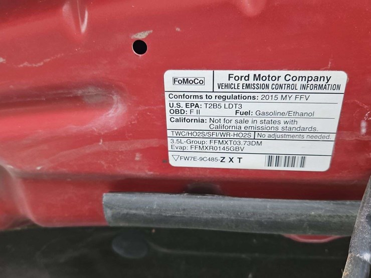 2015-ford-explorer-image-22