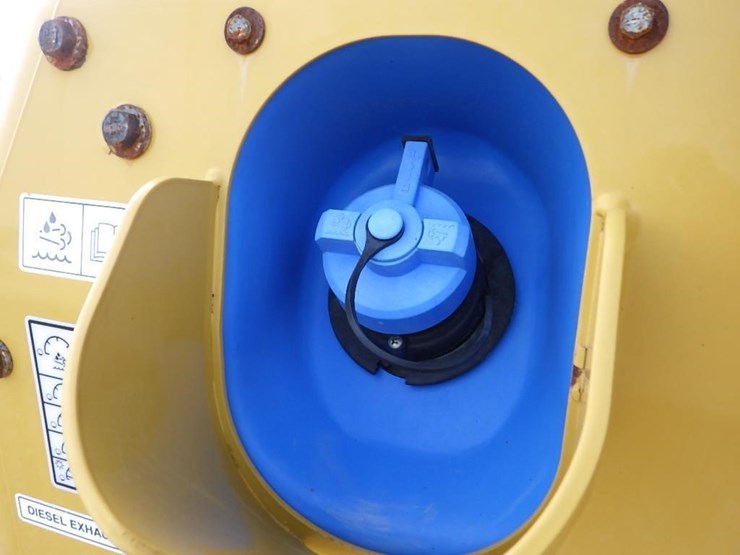 2018-caterpillar-d5k2-xl-image-13