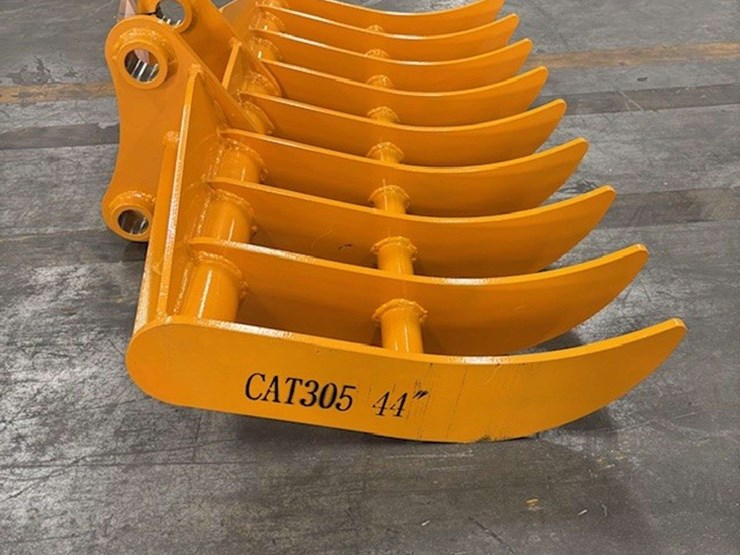 caterpillar-305-image-1