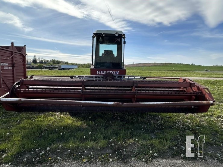 hesston-6650-image-5