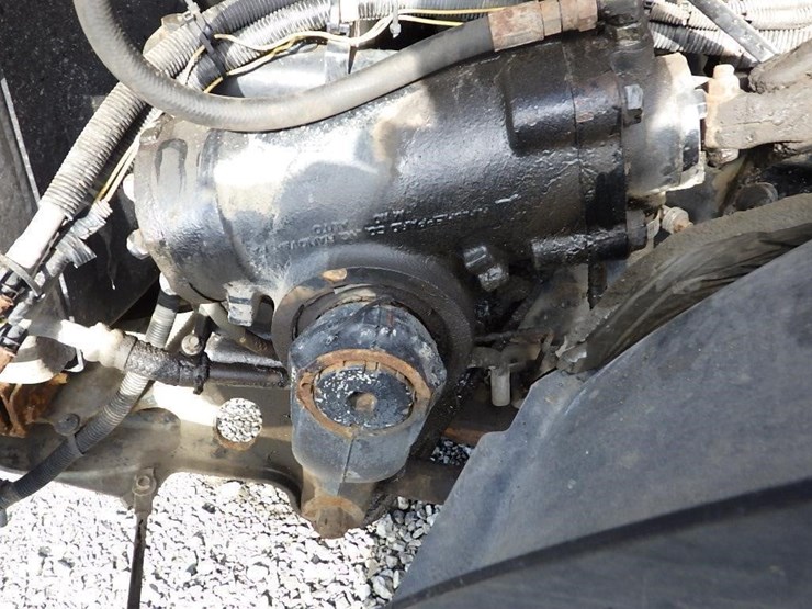 2014-caterpillar-ct660-image-23
