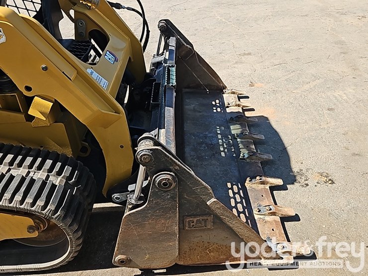 2023-caterpillar-259d3-image-13