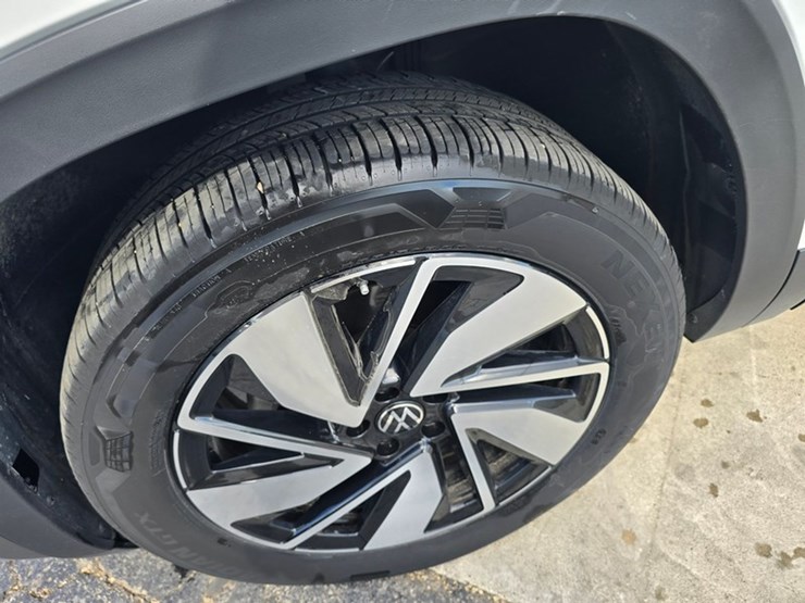 #416-•-2024-volkswagon-atlas-se-crossover-suv-image-10