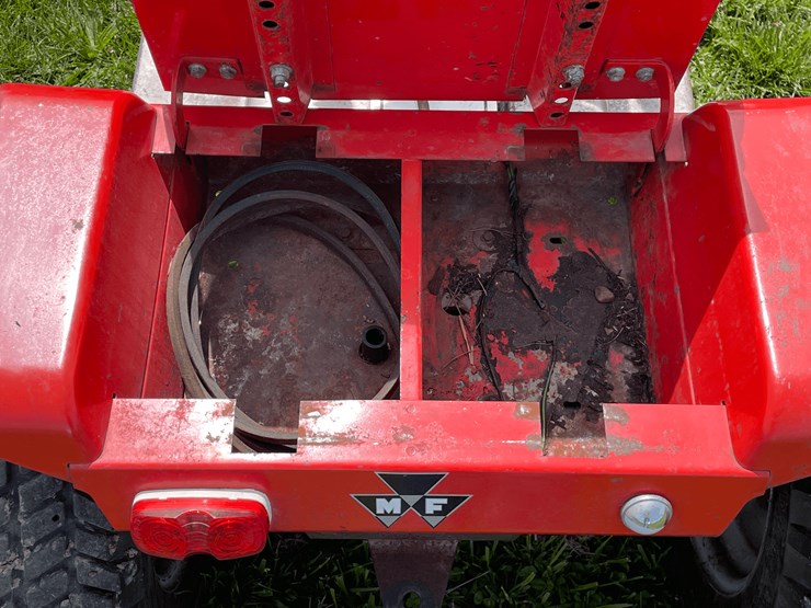 1972-massey-ferguson-12-image-24