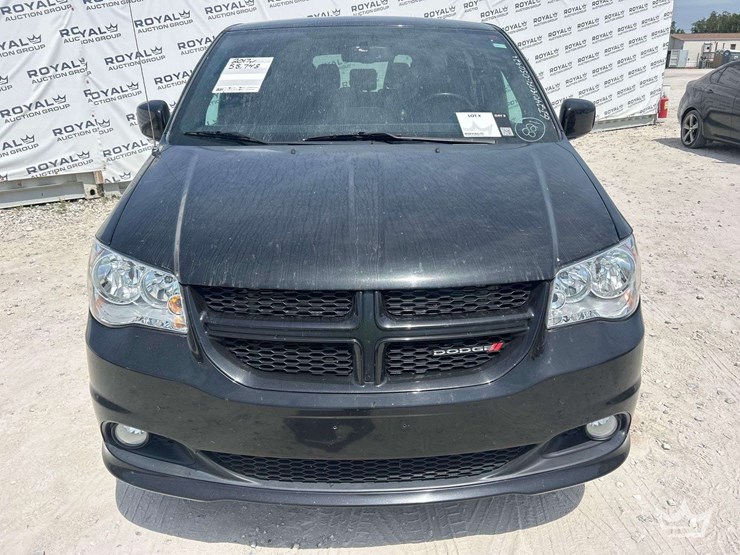 2017-dodge-grand-caravan-image-26
