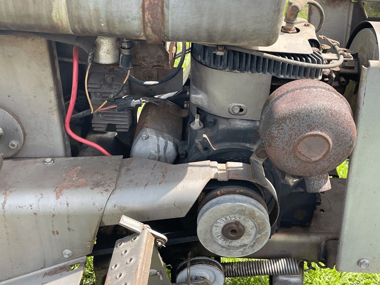 1972-massey-ferguson-12-image-38