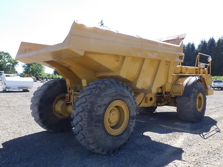 1985-caterpillar-d25c-image-5