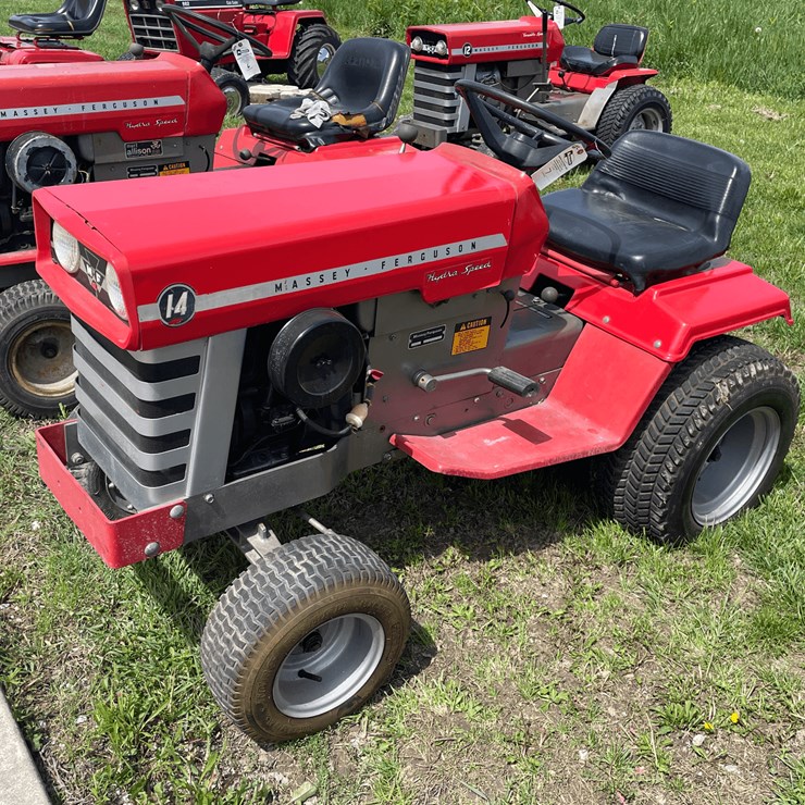 1974 MASSEY-FERGUSON 14