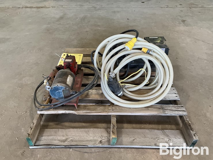 john-blue-21630-&-inject-o-meter-fertigation-pumps-image-6