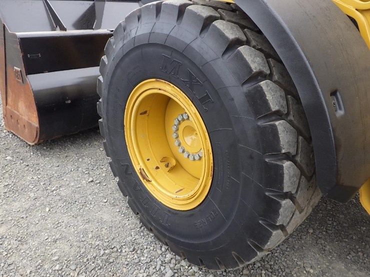 2022-caterpillar-930m-image-41