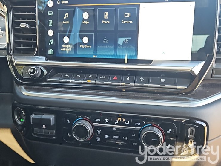 2022-chevrolet-silverado-1500-image-43
