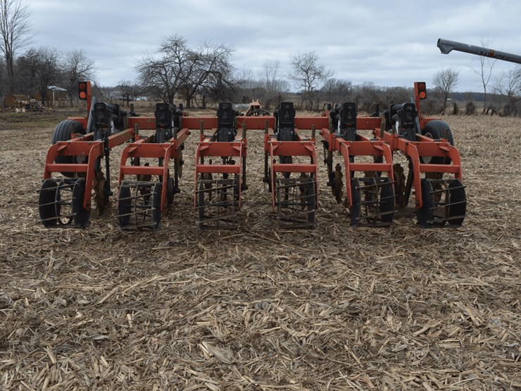 brillion-2-210-6-row-zone-builder-image-4