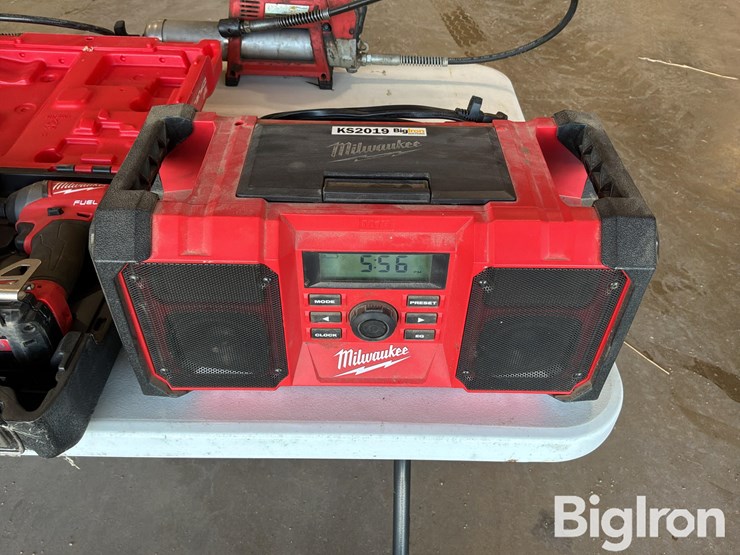 milwaukee-cordless-power-tools-image-9