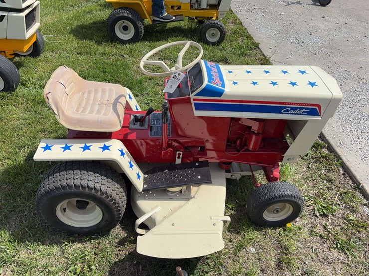 1975-cub-cadet-76-“spirit-of-‘76”-image-6