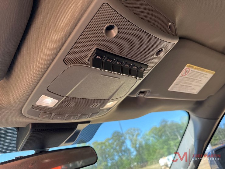 ford-f350-xlt-image-19