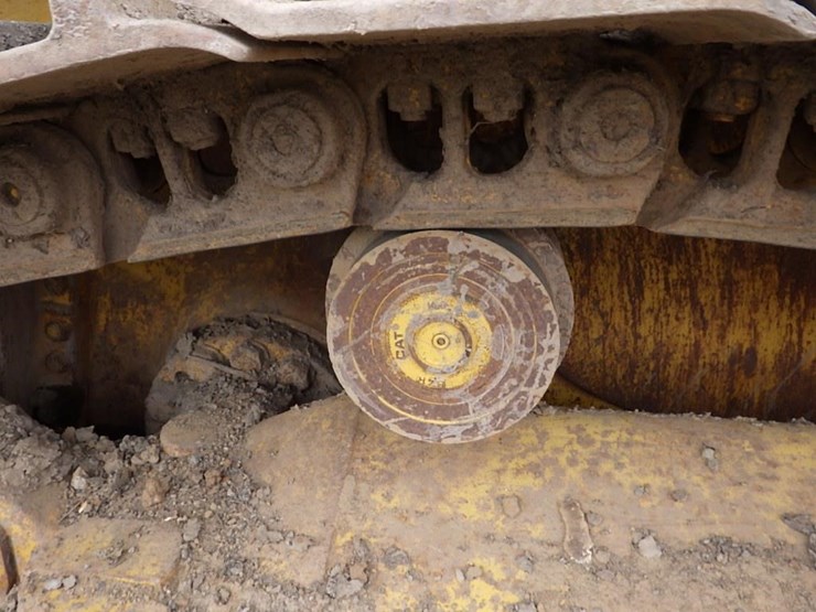 2011-caterpillar-d7e-image-19