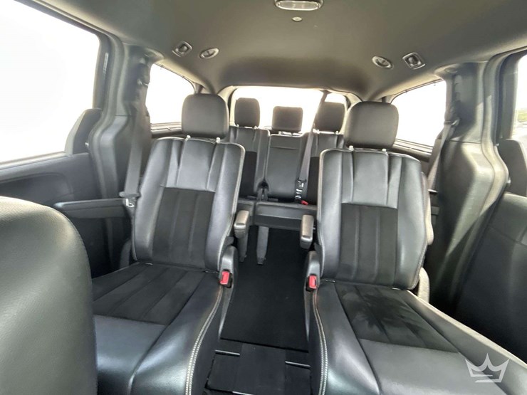 2017-dodge-grand-caravan-image-20