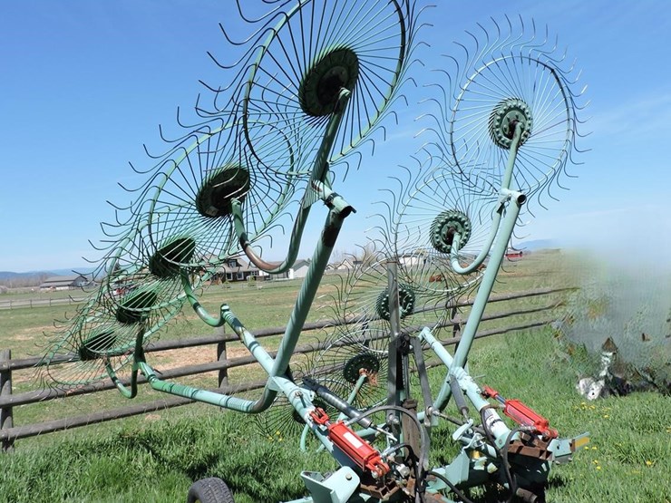 john-deere-702-image-2