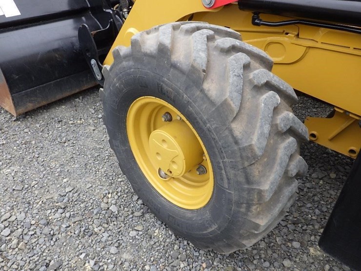 2023-caterpillar-420-xe-image-39
