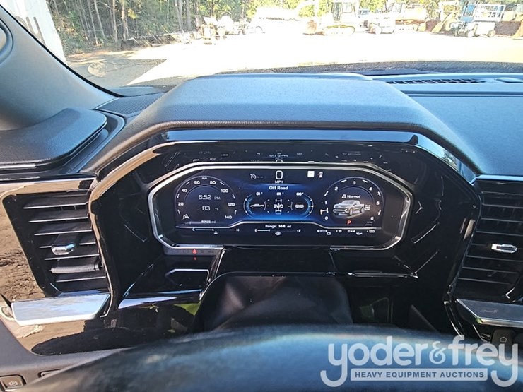 2022-chevrolet-silverado-1500-image-51