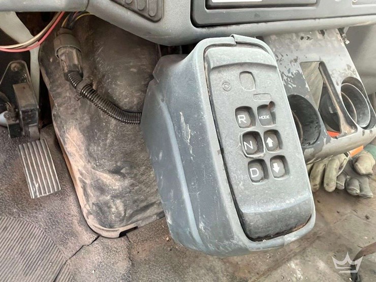 international-durastar-4300-image-25
