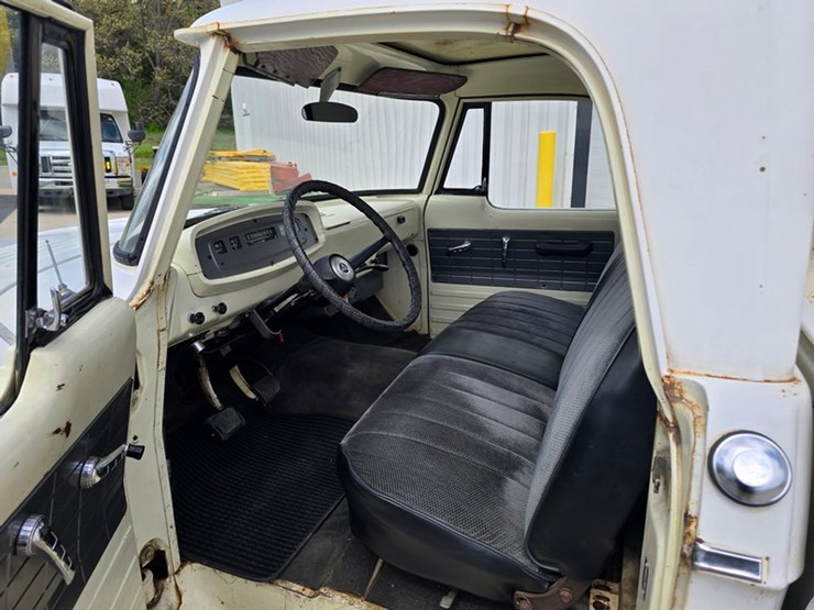 #30-•-1965-dodge-d100-pick-up-truck-image-17