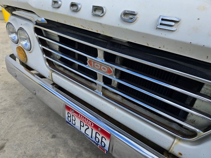 #30-•-1965-dodge-d100-pick-up-truck-image-13