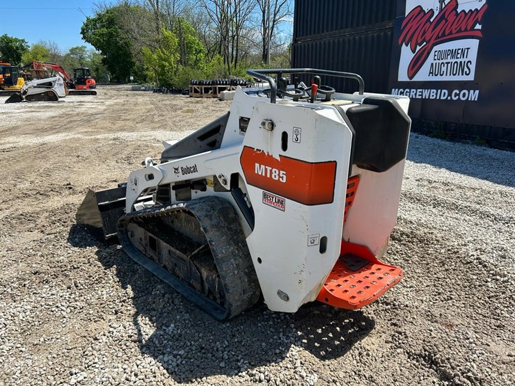 2020-bobcat-mt85-image-2