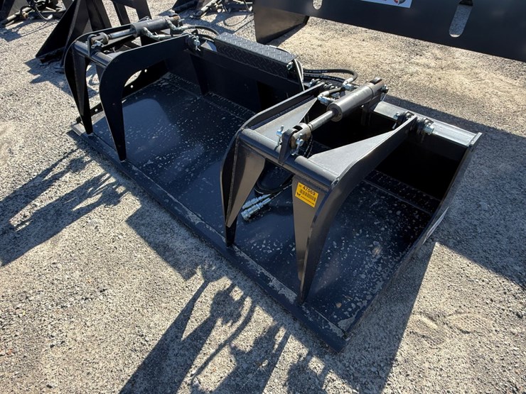 #2080-•-unused-jct-skid-steer-grapple-bucket-inv#-47069-image-2