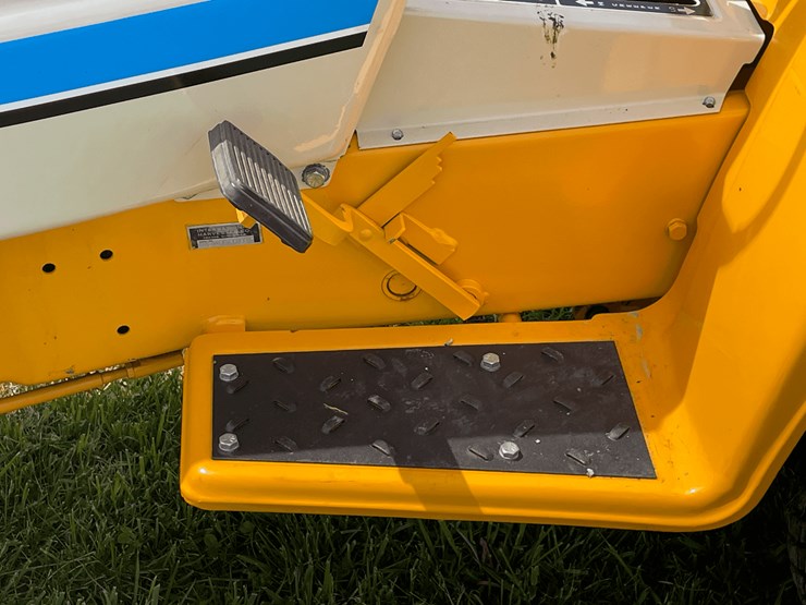1975-international-cub-image-13
