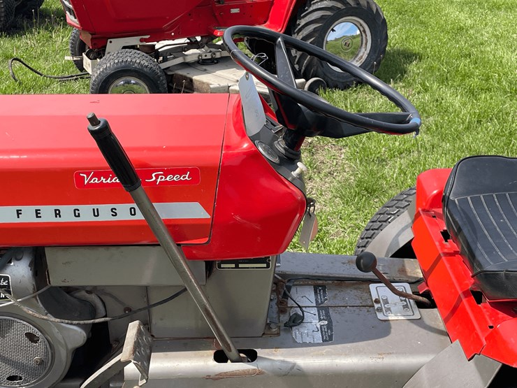1972-massey-ferguson-12-image-16