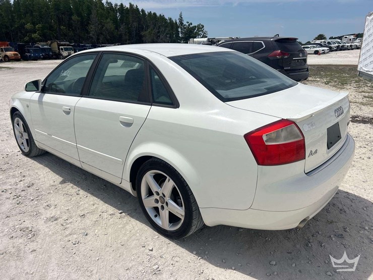 2005-audi-a4-sedan-image-4