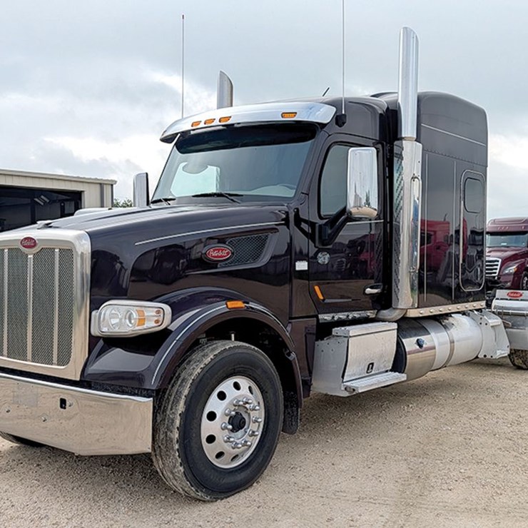 2019 PETERBILT 567