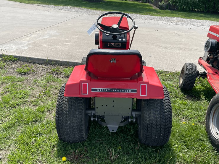 1974-massey-ferguson-14-image-4