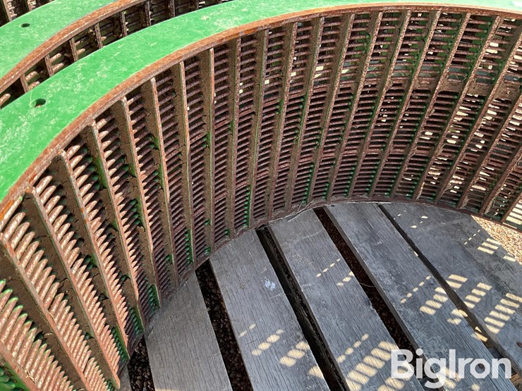 john-deere-small-wire-concaves-image-12