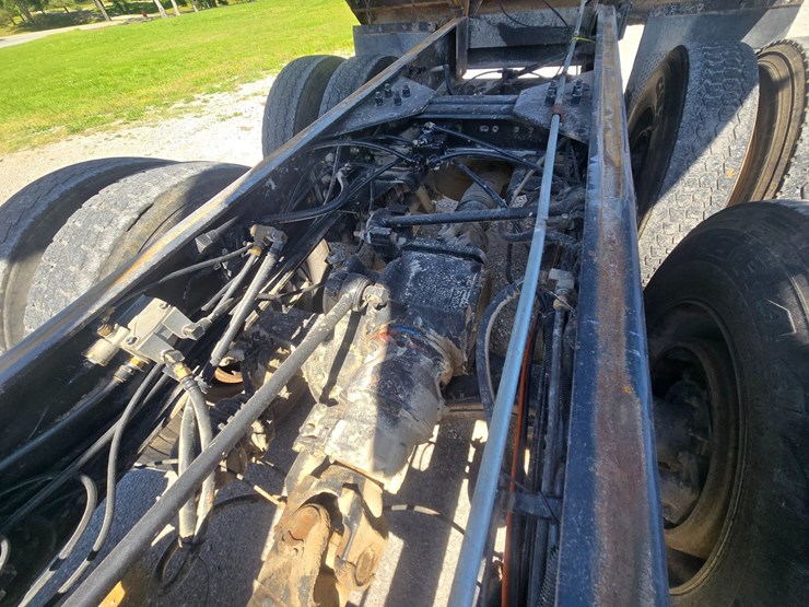 #24354-•-2002-mack-cv513-granite-dumptruck-image-93
