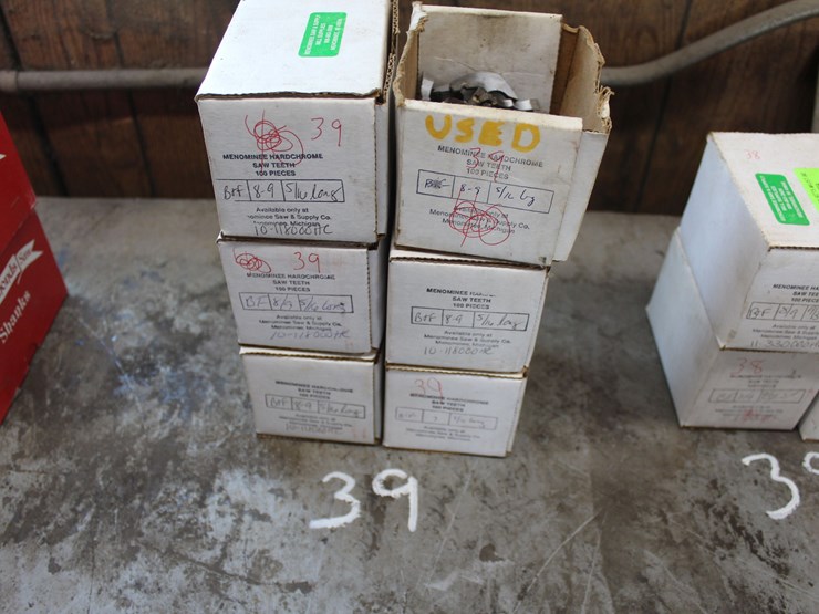 (5)-boxes-of-new-menominee-bf-8/9-5/16-long-saw-teeth-image-1